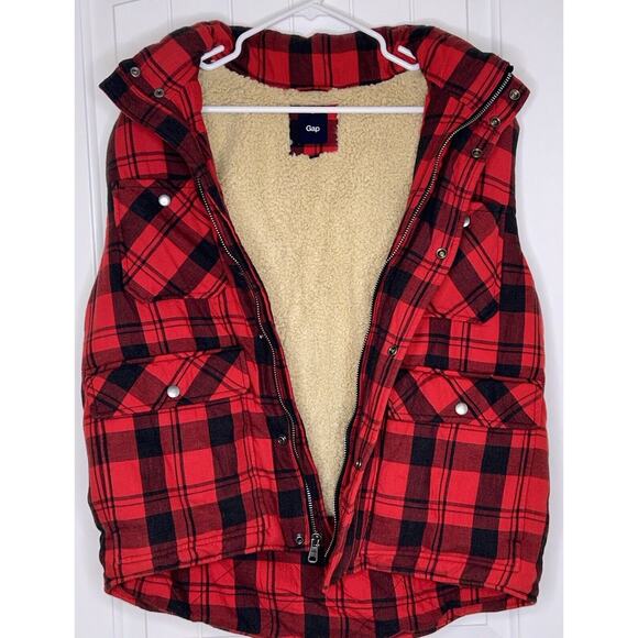 Men's GAP red‎ and black vest with faux shearling WARM SZ MEDIUM - Picture 4 of 10